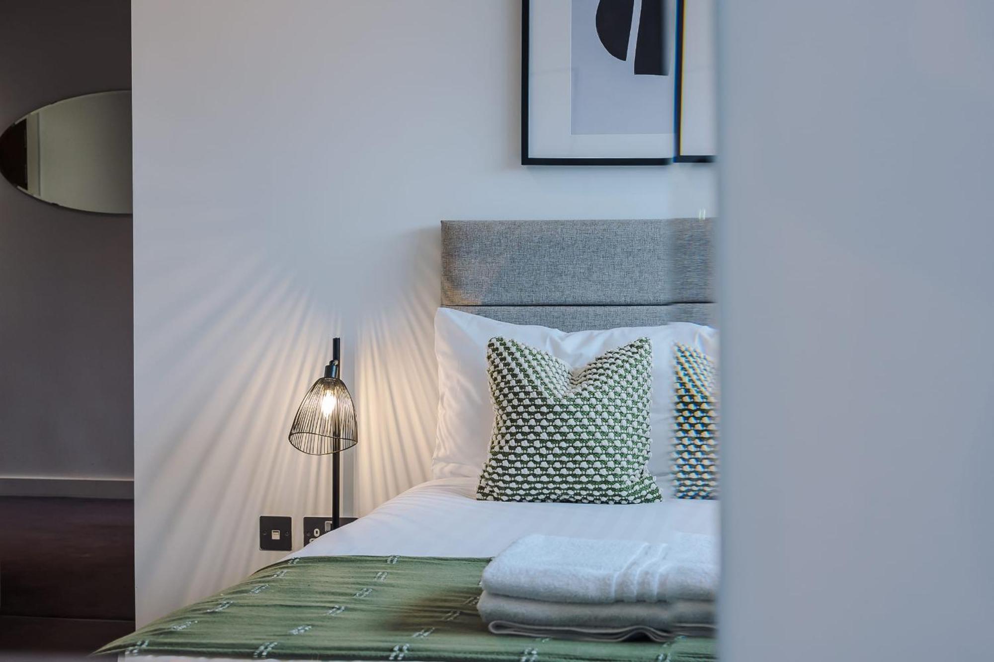 Host & Stay - The Waterfront Hideaway Liverpool Eksteriør billede