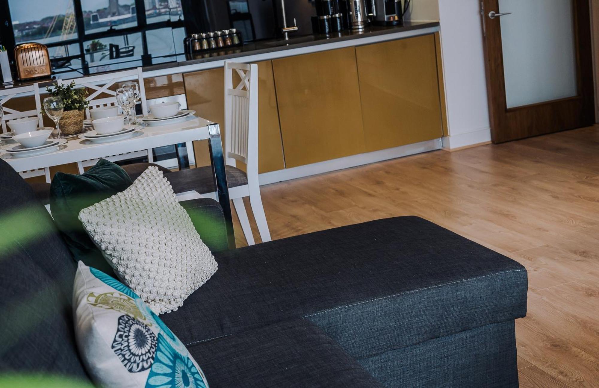 Host & Stay - The Waterfront Hideaway Liverpool Eksteriør billede