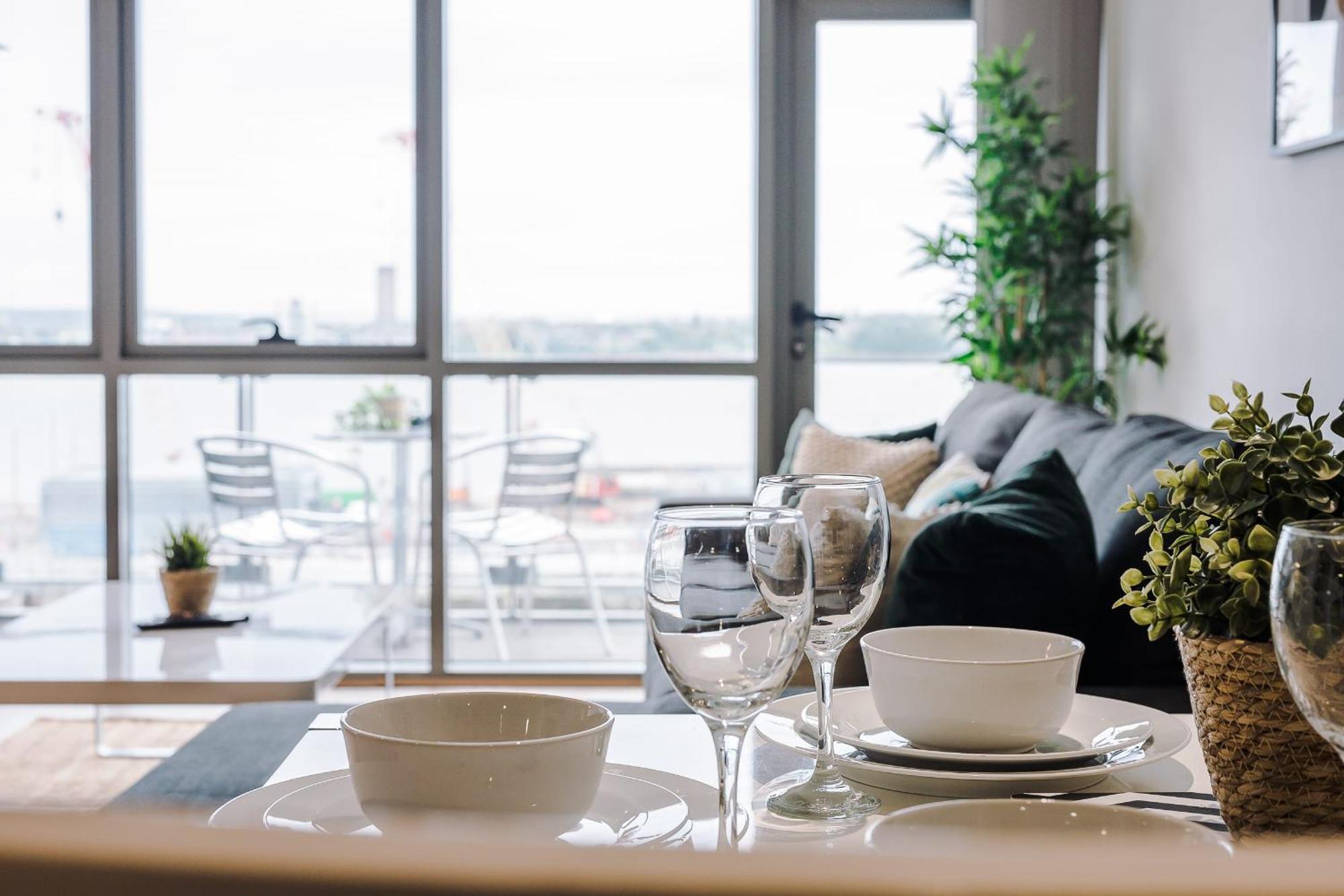 Host & Stay - The Waterfront Hideaway Liverpool Eksteriør billede