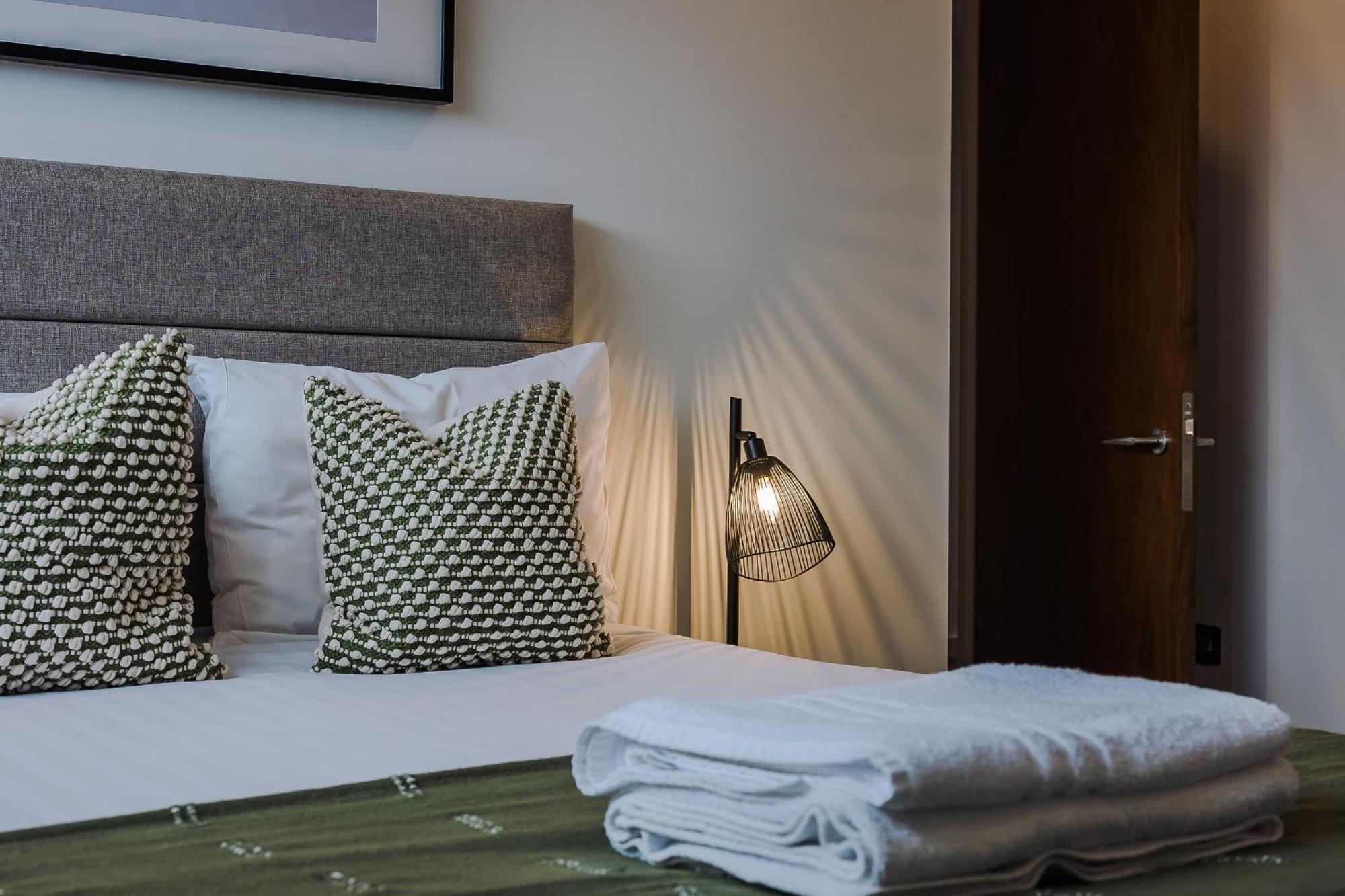 Host & Stay - The Waterfront Hideaway Liverpool Eksteriør billede